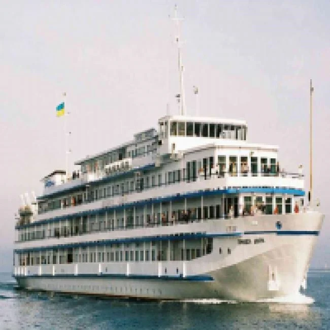 Ms Dnieper Princess ile Dinyeper Nehri